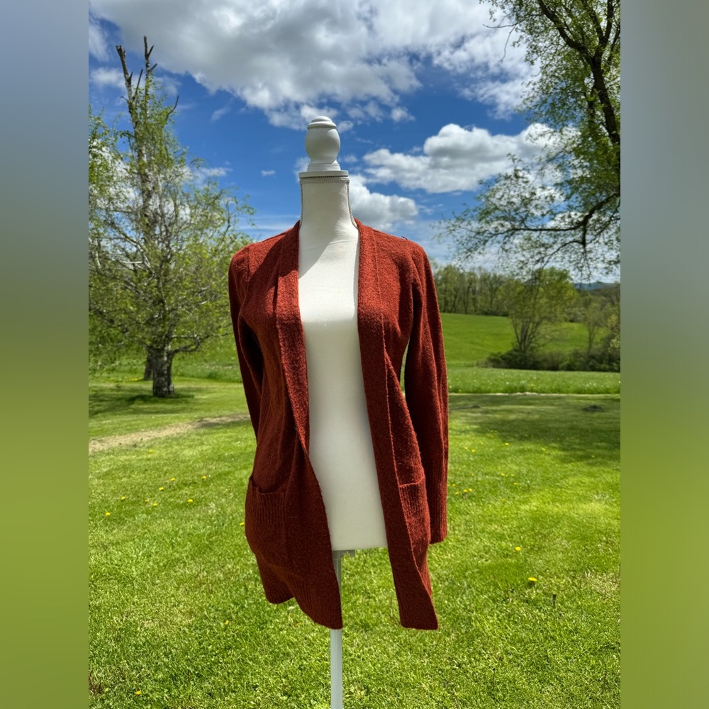 Sweater with pockets